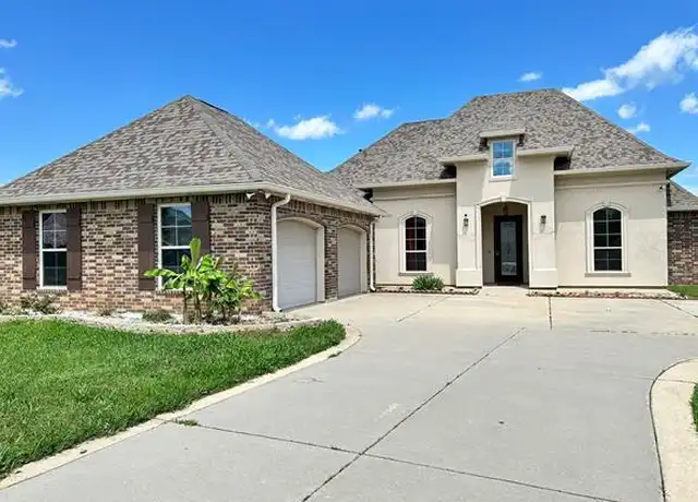Property at 1000 Maize St, Bossier City, LA, 71111, 4 beds, 3 baths, [object Object]