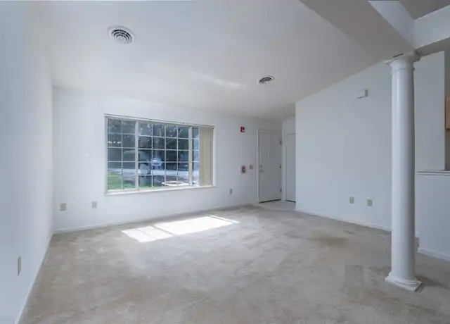 Property at 167 Oakridge Dr, Mountville, PA, 17554, 2 beds, 2 baths, [object Object]