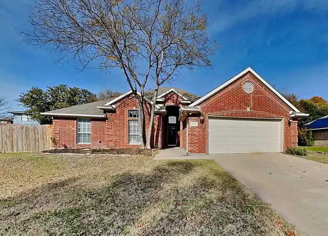 Property at 2200 Driskell Ln, Denton, TX, 76210, 4 beds, 2 baths, [object Object]