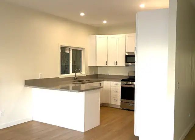 Property at 319 Laurel St Unit 319, San Diego, CA, 92101, 2 beds, 1 bath, [object Object]