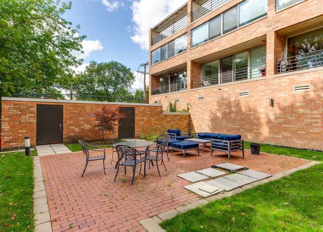 Photo of 624 Vernon Ave Unit 624, Glencoe, IL 60022