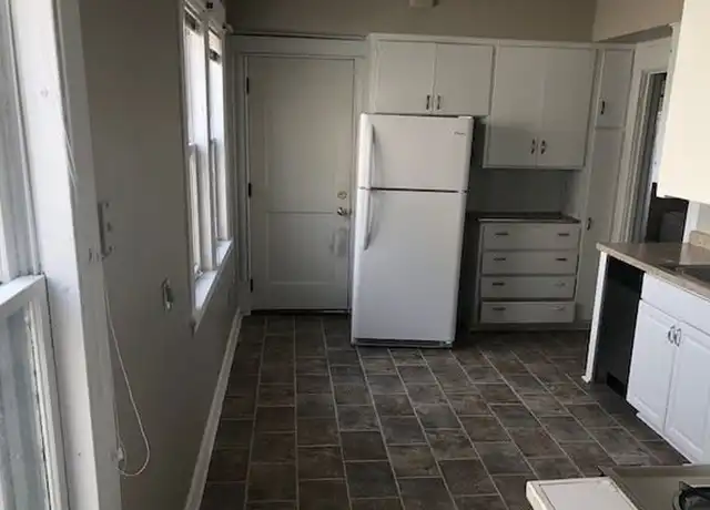 Property at 2024 Grand Ave S #1, Minneapolis, MN, 55405, 3 beds, 1 bath, [object Object]