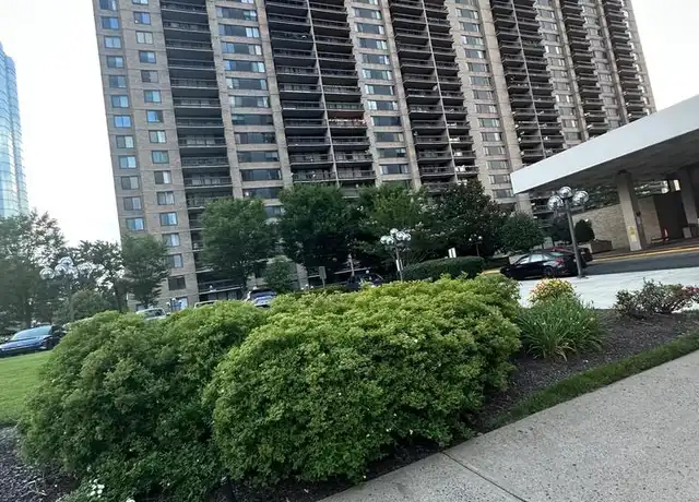 Property at 3705 S George Mason Dr Unit 102S, Falls Church, VA, 22041, 1 bed, 1 bath, [object Object]