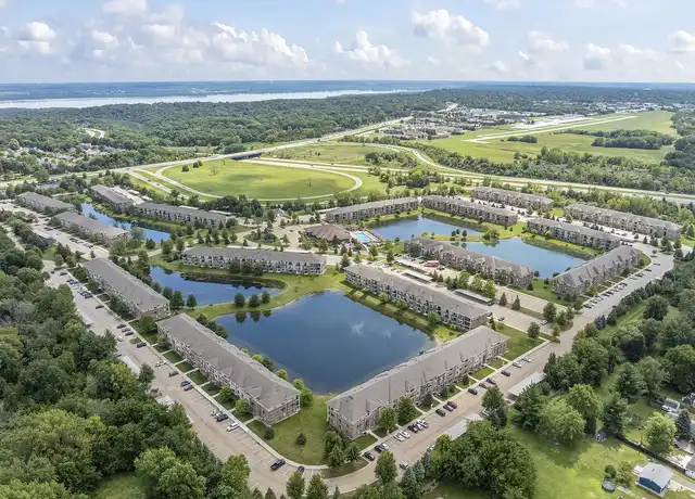 Property at Prairie Lakes Apartments - 1700 W Coneflower Dr, Peoria, IL, 61615, 2 beds, 1-2 bath, [object Object]