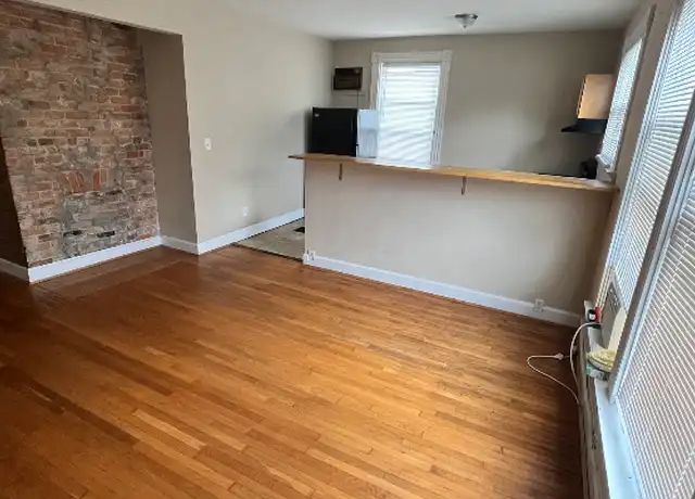 Property at 5908 Cary Ave Unit 2, Cincinnati, OH, 45224, 3 beds, 1 bath, [object Object]