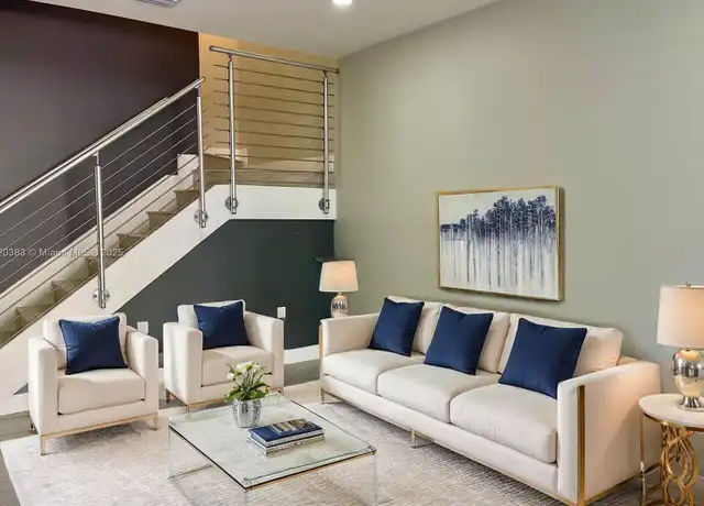 Property at 10444 NW 67th St, Doral, FL, 33178, 4 beds, 3 baths, [object Object]
