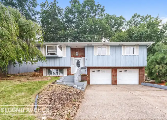 Property at 229 Columbia Dr, Aliquippa, PA, 15001, 3 beds, 2.5 baths, [object Object]