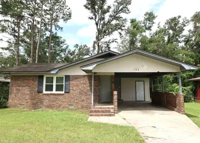 Property at 1796 Claudia Cir, Valdosta, GA, 31601, 3 beds, 2 baths, [object Object]