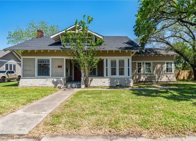 Property at 414 E Kenedy Ave, Kingsville, TX, 78363, 2 beds, 3.5 baths, [object Object]