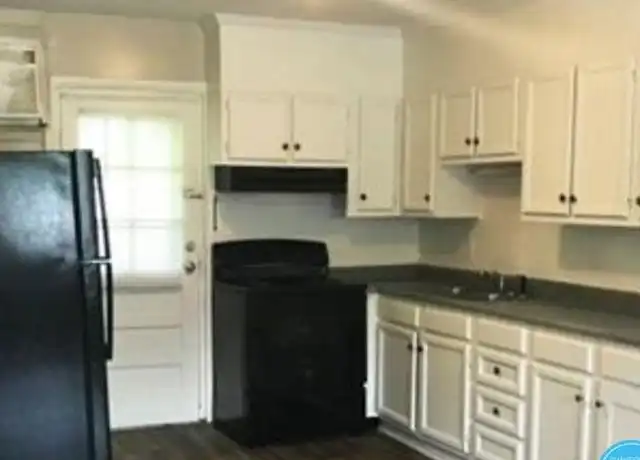 Property at 1400 Creech Rd, Garner, NC, 27529, 2 beds, 1 bath, [object Object]