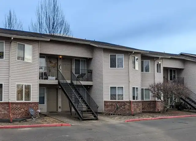 Property at 1765 SW Tamarack St Unit 17, McMinnville, OR, 97128, 2 beds, 1 bath, [object Object]