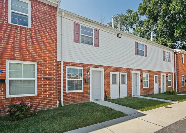 Photo of 100 Sherring Ct, Catonsville, MD 21228