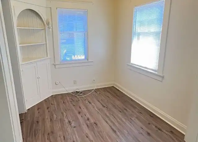 Property at 920 W 11th St Unit 2, Medford, OR, 97501, 1 bed, 1 bath, [object Object]