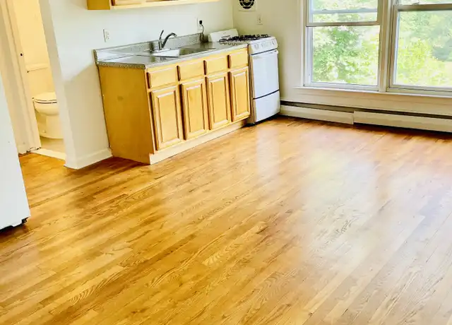 Property at 294 W Post Rd Unit 2C, White Plains, NY, 10606, 0 beds, 1 bath, [object Object]