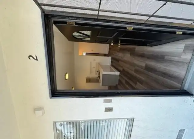 Property at 2002 Vineyard Ave, Los Angeles, CA, 90016, 2 beds, 1 bath, [object Object]