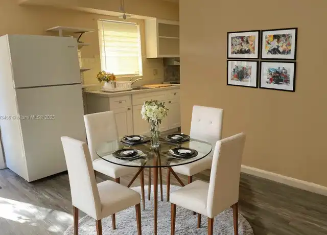 Property at 211 SE 9th Ct Unit 2, Hallandale Beach, FL, 33009, 1 bed, 1 bath, [object Object]