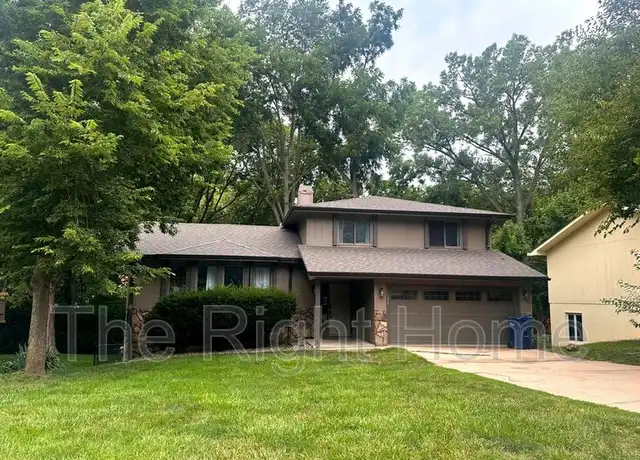 Property at 11736 Quail Dr, Bellevue, NE, 68123, 4 beds, 3 baths, [object Object]