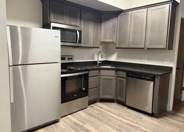 Property at 412 Central Ave Unit 305, Great Falls, MT, 59401, 1 bed, 1 bath, [object Object]