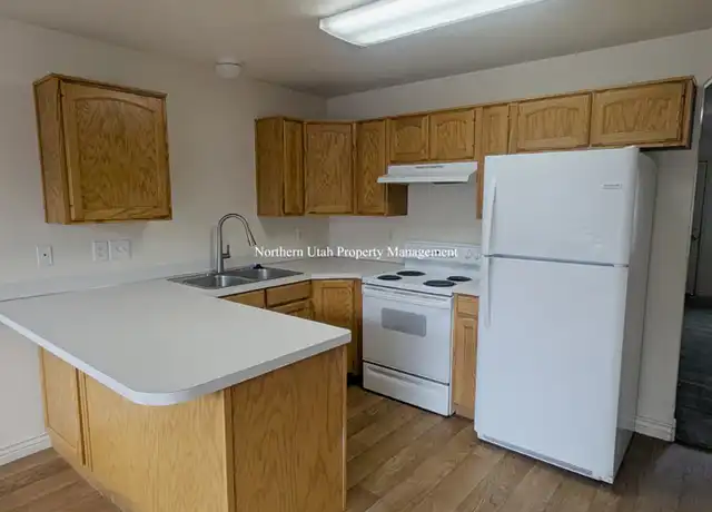 Property at 2888 N 400 E, Ogden, UT, 84414, 4 beds, 2.5 baths, [object Object]