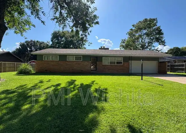 Property at 945 N Crestline St, Wichita, KS, 67212, 3 beds, 2 baths, [object Object]