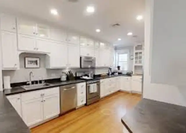 Property at 7 Strathmore Rd Unit 3, Brookline, MA, 02445, 4 beds, 2 baths, [object Object]