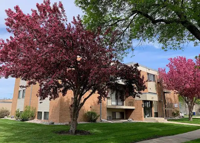 Property at Silver Leaf - North Fargo - 1010 18th St N, Fargo, ND, 58102, 0-2 beds, 1 bath, [object Object]