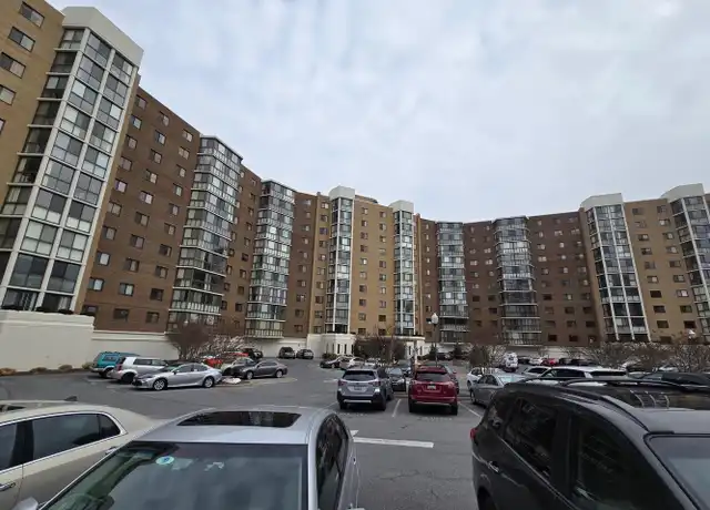 Property at 15100 Interlachen Dr Unit 4-124, Silver Spring, MD, 20906, 2 beds, 2 baths, [object Object]