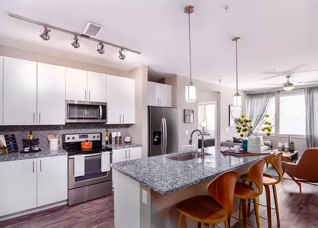 Property at AMLI Littleton Village - 399 E Dry Creek Rd, Littleton, CO, 80122, 1-2 bed, 1-2 bath, [object Object]
