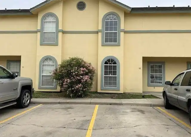 Property at 1000 Ranchway Dr #11, Laredo, TX, 78045, 3 beds, 3 baths, [object Object]