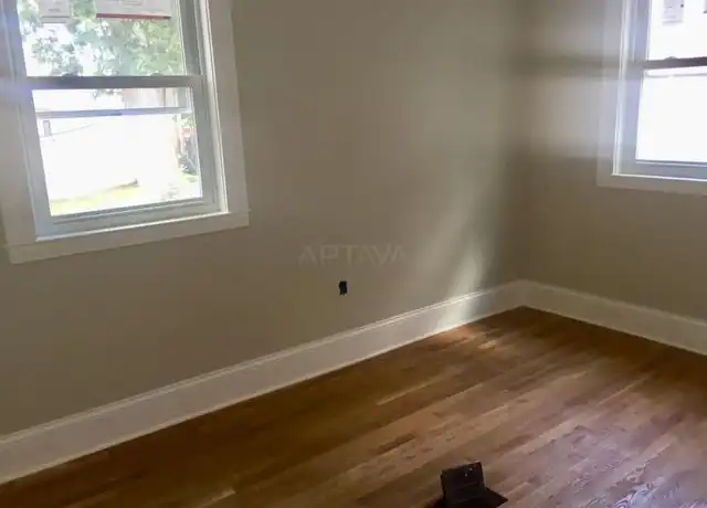 Property at 16 Kenwood St, Somerville, MA, 02144, 3 beds, 1 bath, [object Object]