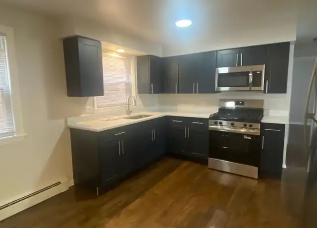 Property at 7947 S King Dr Unit 3E, Chicago, IL, 60619, 2 beds, 1 bath, [object Object]