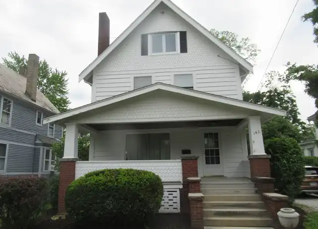 Property at 142 E Bridge St, Berea, OH, 44017, 5 beds, 2.5 baths, [object Object]