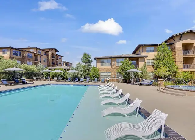 Photo of 9850 Zenith Meridian Dr, Englewood, CO 80112
