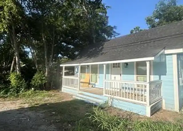 Property at 107 Main St, Maypearl, TX, 76064, 3 beds, 2 baths, [object Object]