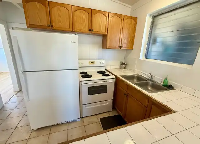 Property at 525 Imi Pl Unit B, Wailuku, HI, 96793, 2 beds, 1 bath, [object Object]