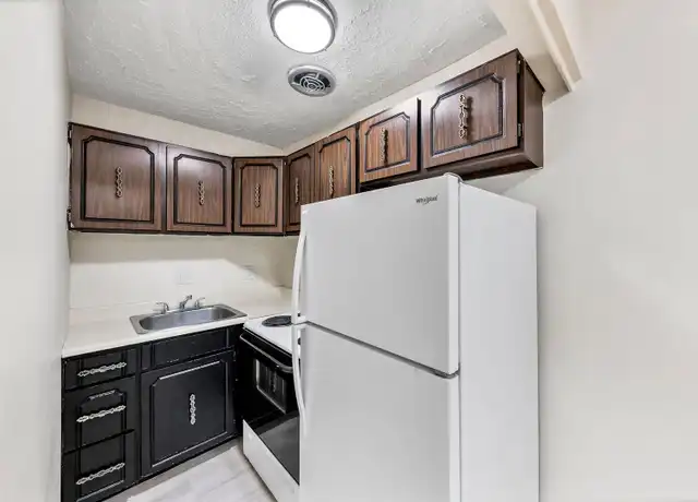 Property at 192 Pennsylvania Ave Unit WS-Unit14, Rochester, PA, 15074, 1 bed, 1 bath, [object Object]