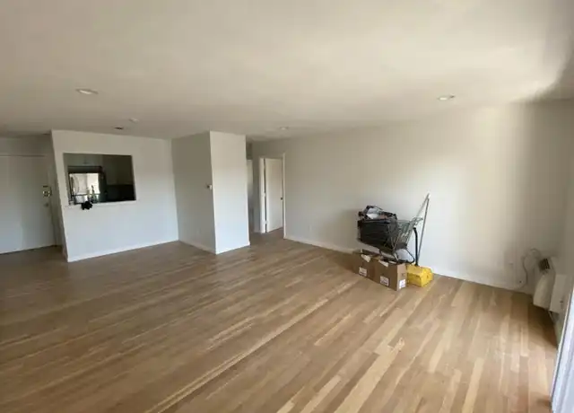 Property at 6 Gilson Rd, Quincy, MA, 02169, 2 beds, 1 bath, [object Object]