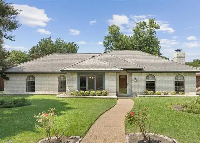 Property at 3305 Canterbury Dr, Plano, TX, 75075, 4 beds, 3 baths, [object Object]