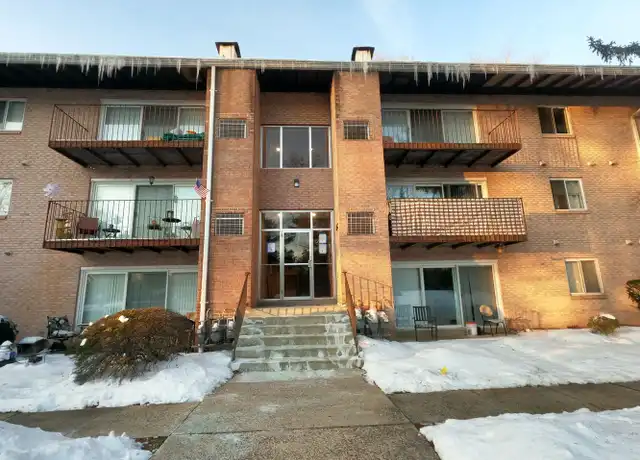 Property at 8810 Wesley Ave Unit 8812 301, Manassas, VA, 20110, 1 bed, 1 bath, [object Object]