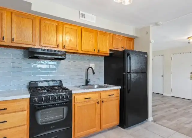 Property at 50 W Broad St Unit 1BR, Palmyra, NJ, 08065, 1 bed, 1 bath, [object Object]