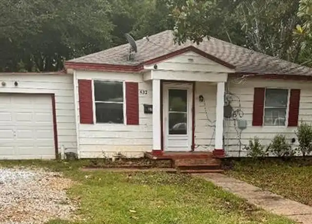 Property at 532 Hawthorne St, Irving, TX, 75061, 5 beds, 2 baths, [object Object]
