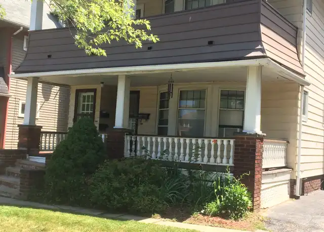Property at 2173 Edgewood Rd Unit 3, Cleveland Heights, OH, 44118, 1 bed, 1 bath, [object Object]