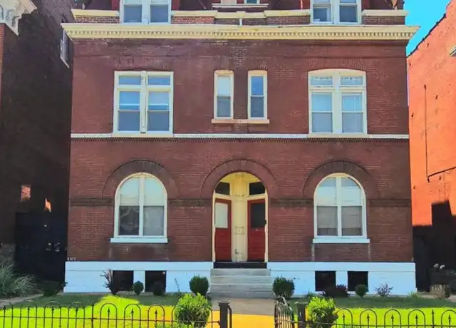 Property at 2146-2148 Victor St Unit 2146 2nd Flr, St. Louis, MO, 63104, 2 beds, 1 bath, [object Object]