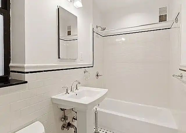 Property at 115 Payson Ave Unit 1A, New York, NY, 10034, 1 bed, 1 bath, [object Object]