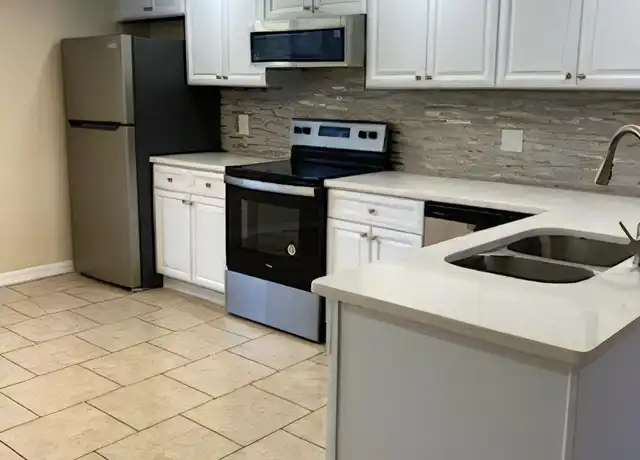 Property at 1910 S Palmetto Ave Unit 108, South Daytona, FL, 32119, 2 beds, 2 baths, [object Object]