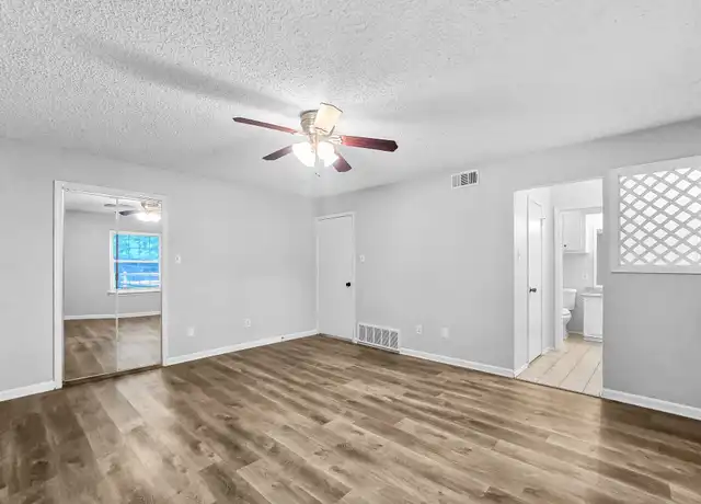Property at 1012 Wood Ridge Dr, Azle, TX, 76020, 3 beds, 2 baths, [object Object]
