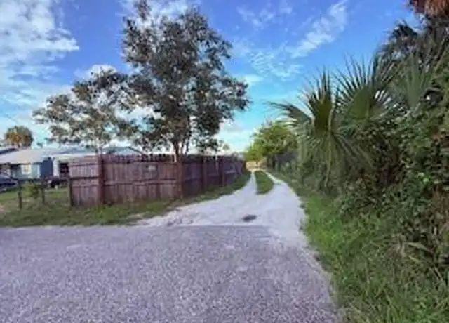 Property at 165 S Tropical Trl Unit B, Merritt Island, FL, 32952, 2 beds, 1 bath, [object Object]