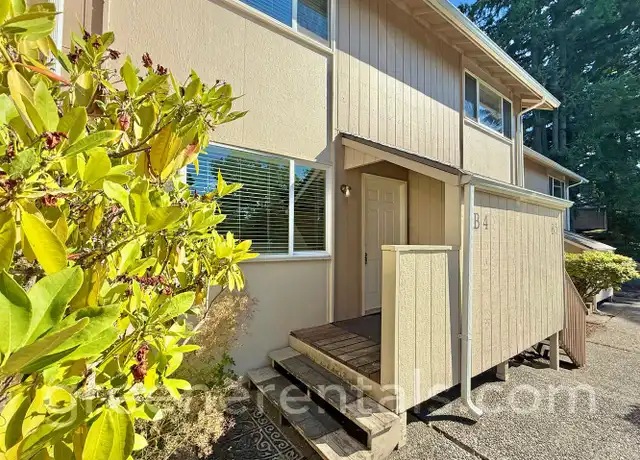 Property at 2300 9th Ave SW, Olympia, WA, 98502, 2 beds, 1.5 baths, [object Object]