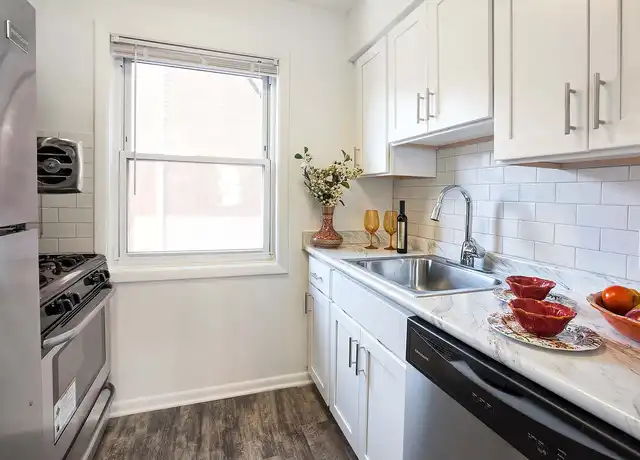 Property at 471 Joralemon St, Belleville, NJ, 07109, 1-2 bed, 1 bath, [object Object]