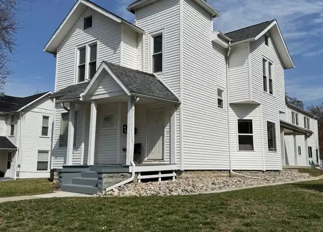 Property at 610 N Main St, Bowling Green, OH, 43402, 3 beds, 2 baths, [object Object]